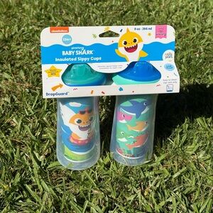 New sippy cups 9oz-2 unidades